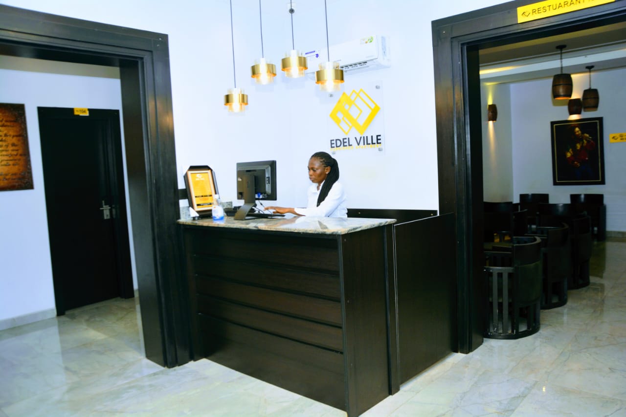 Edel Ville Apartment